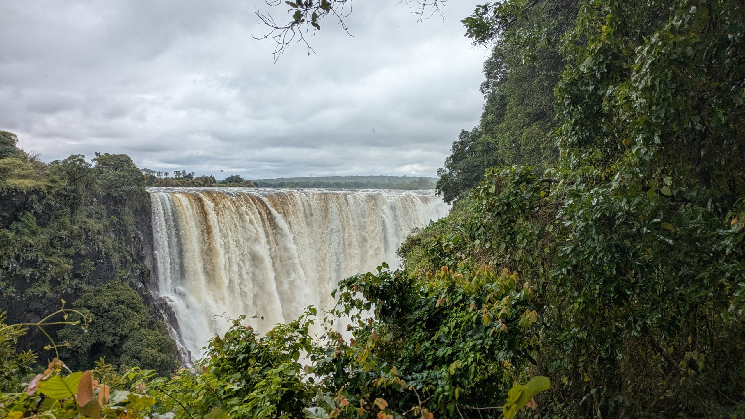 17. – 18.04.25 – Nata – Chobe National Park (Botswana) – Victoria Falls (Simbabwe)